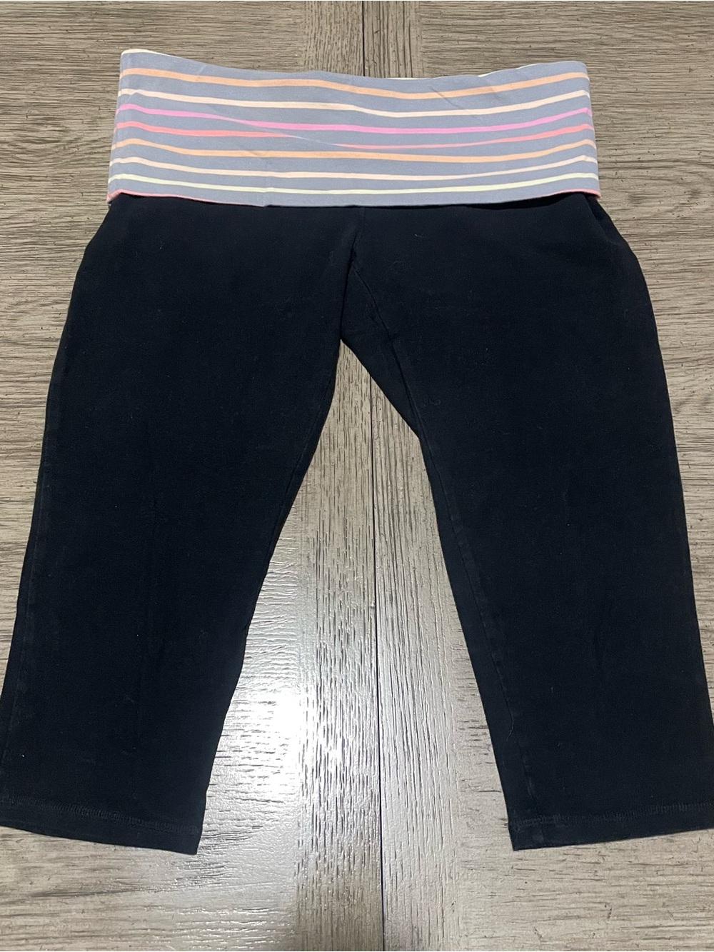 Mossimo cropped leggings, women’s medium